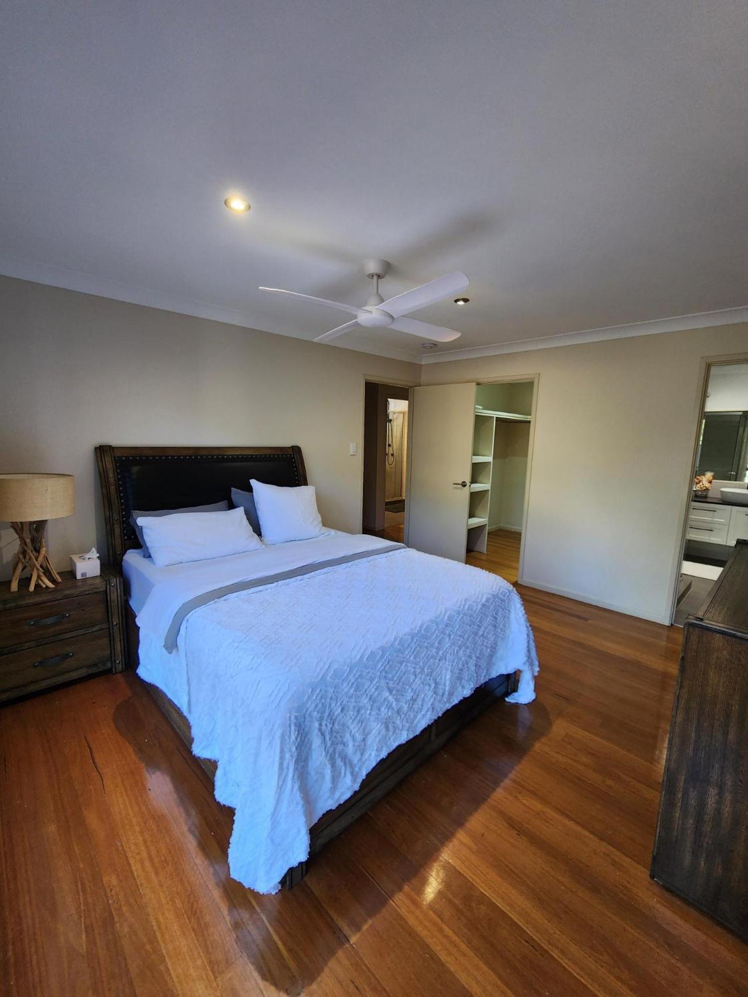 Apartment Country Style Retreat In *